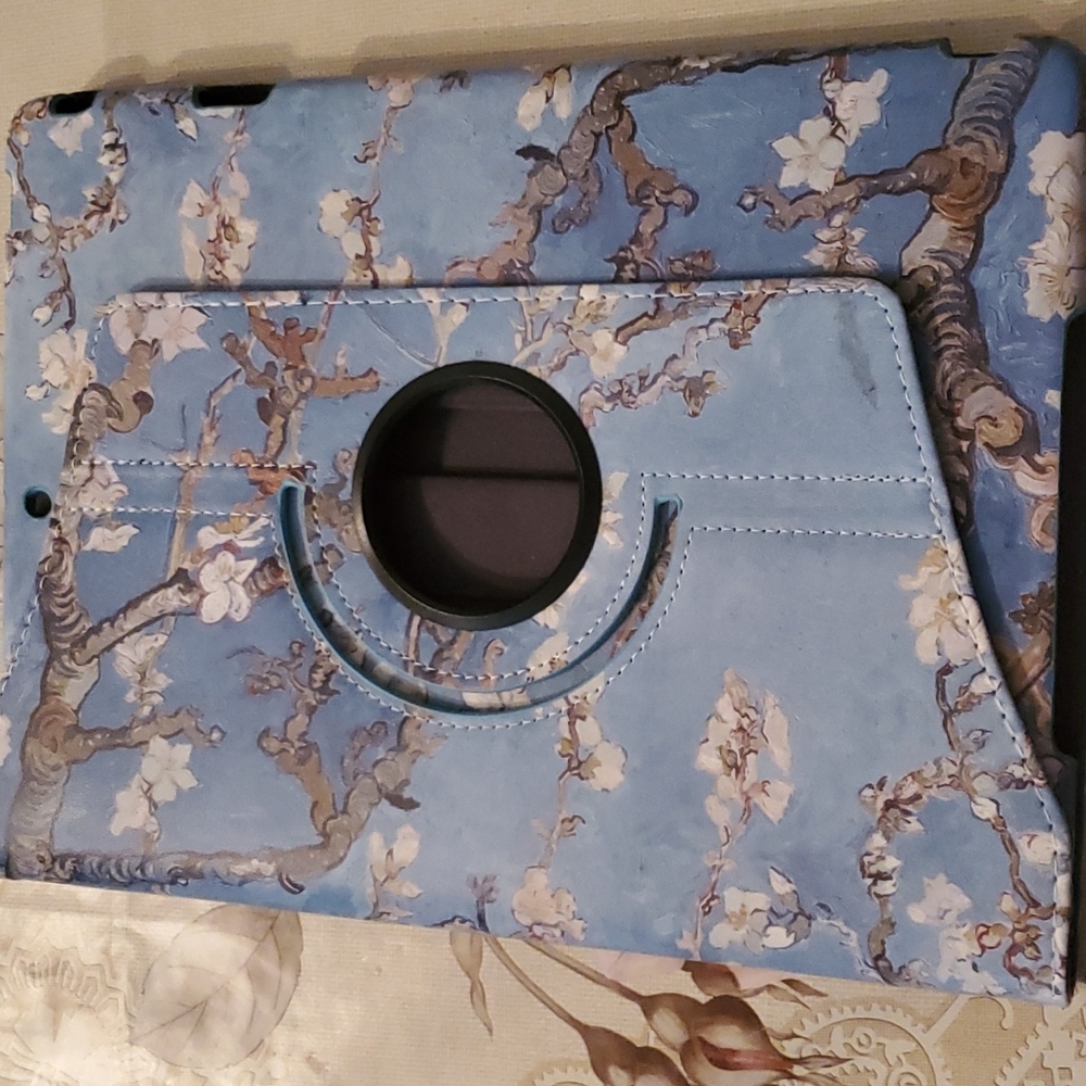 IPAD CASE - Picture 1 of 6